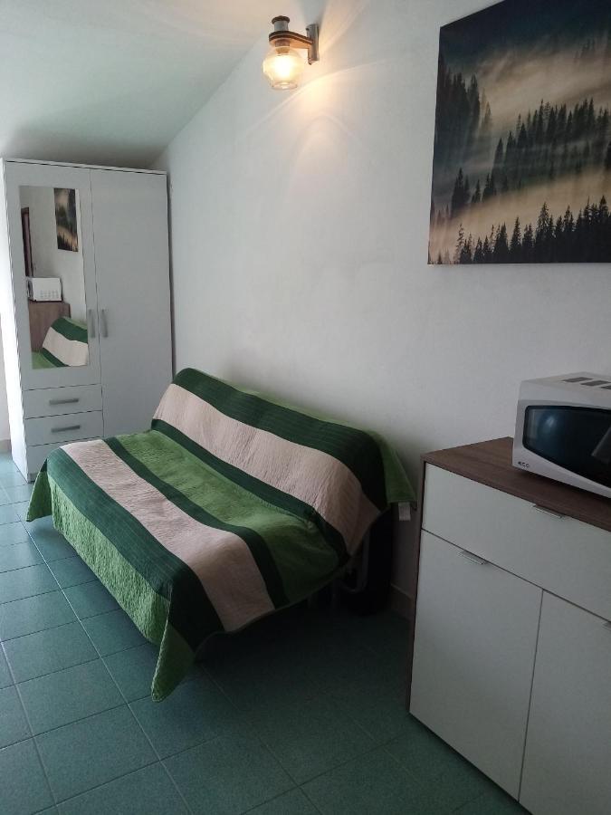 Apartmani Nikola Biograd Na Moru Extérieur photo
