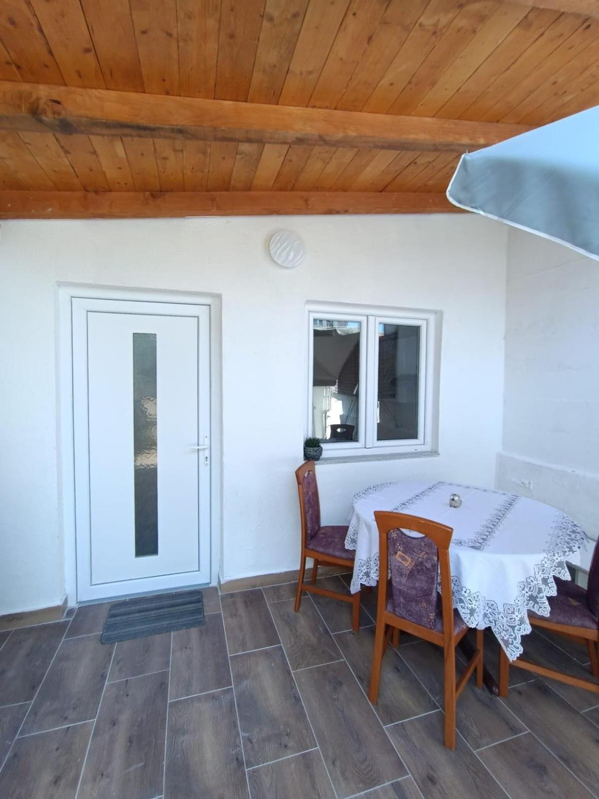 Apartmani Nikola Biograd Na Moru Extérieur photo